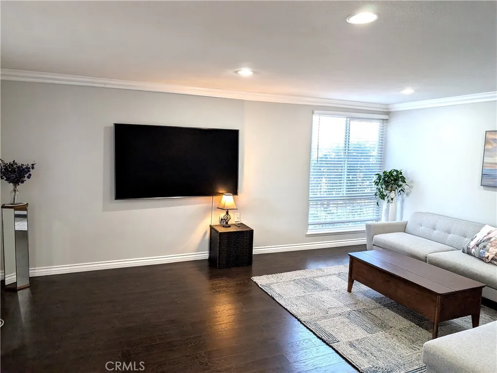 422 Avenida Castilla D, Laguna Woods, California 92637 home-pic-3