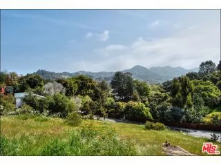 919 Fernwood, Topanga, California 90290 — photo 4