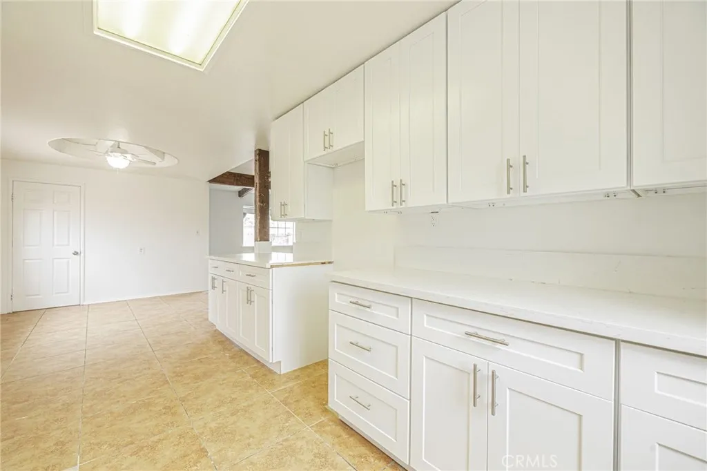 1238 W Avenue H15, Lancaster, California 93534 home-pic-16