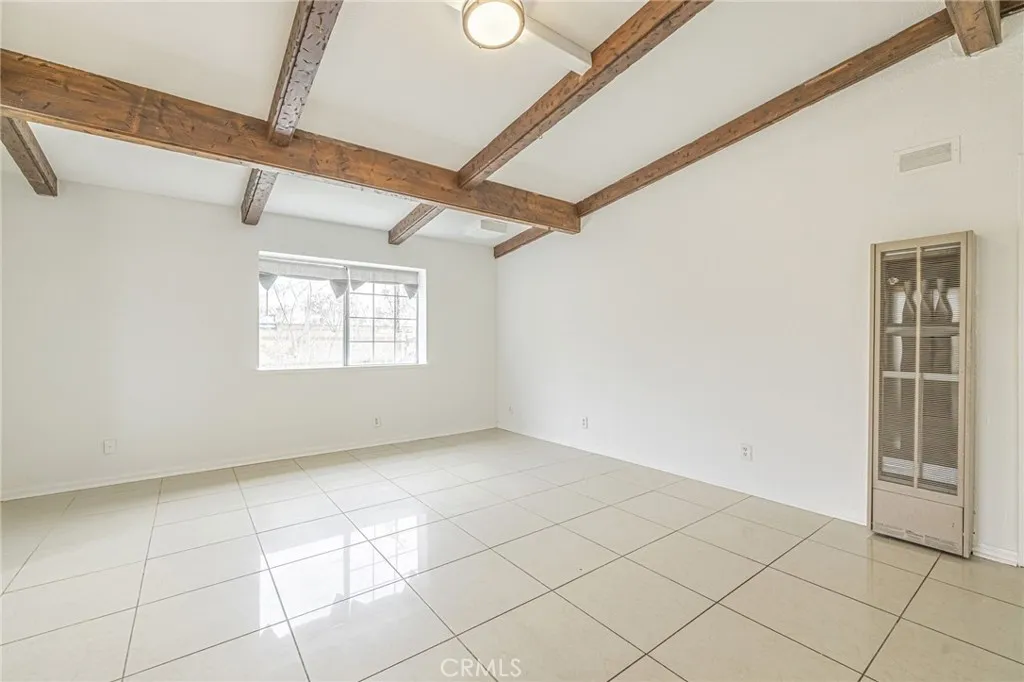 1238 W Avenue H15, Lancaster, California 93534 home-pic-5