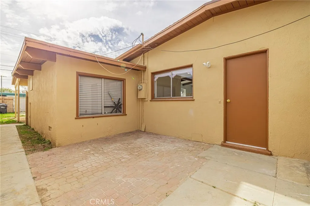 1238 W Avenue H15, Lancaster, California 93534 home-pic-39