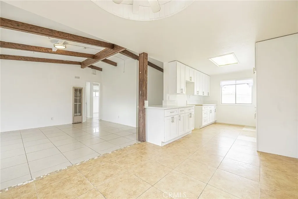 1238 W Avenue H15, Lancaster, California 93534 home-pic-7