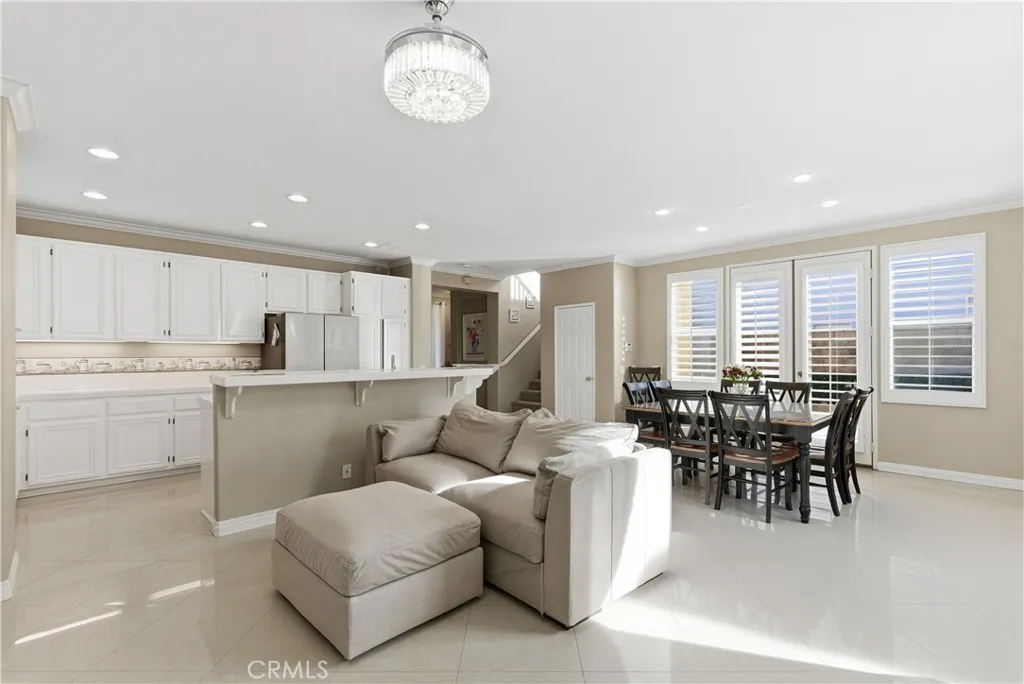 39 Grassy Knoll, Rancho Santa Margarita, California 92688 home-pic-4