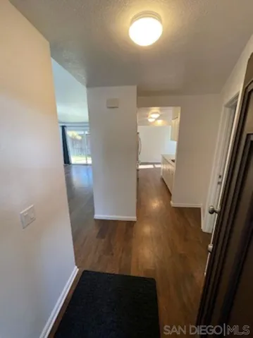 935 W 8th St, Santa Rosa, California 95401