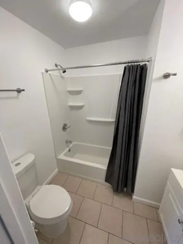 935 W 8th St, Santa Rosa, California 95401