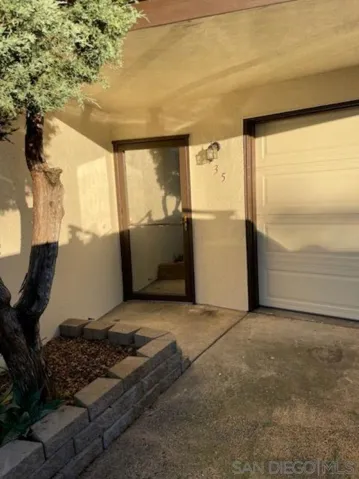 935 W 8th St, Santa Rosa, California 95401