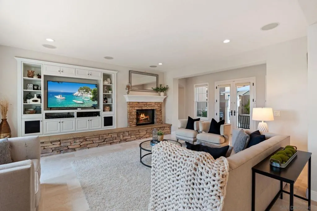 15583 Rising River Pl. S, San Diego, California 92127 home-pic-22