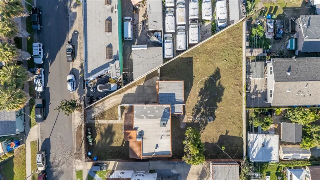 1614 S Highland Avenue, Los Angeles, California 90019 home-pic-8