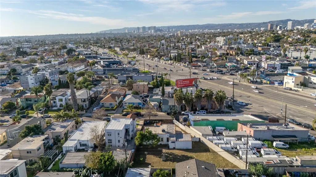 1614 S Highland Avenue, Los Angeles, California 90019 home-pic-11