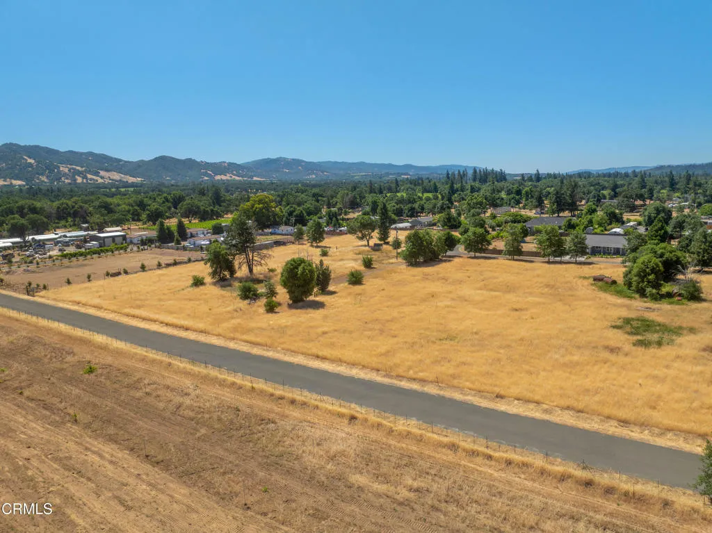 10891 West-17