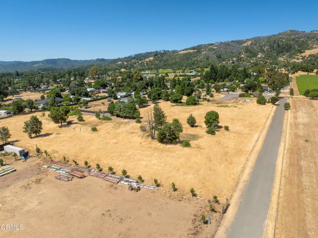 10891 West-12