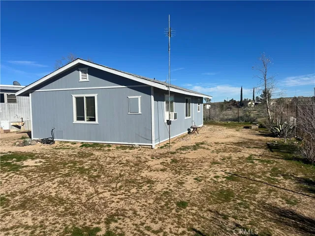 1477 Artesia Avenue, Yucca Valley, California 92284