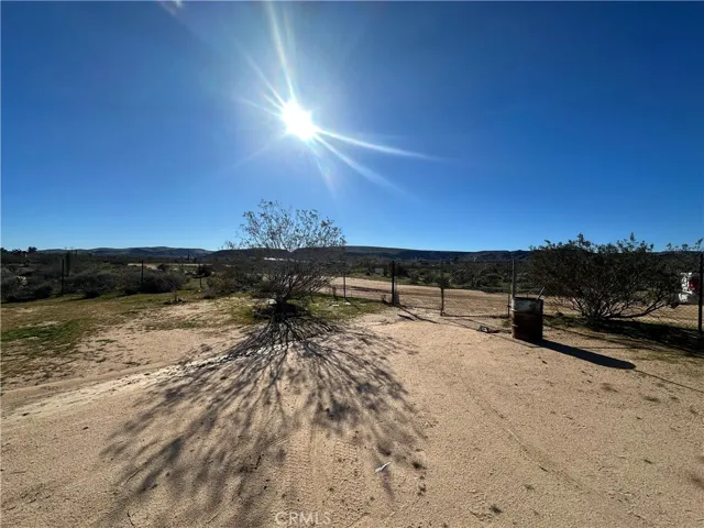 1477 Artesia Avenue, Yucca Valley, California 92284