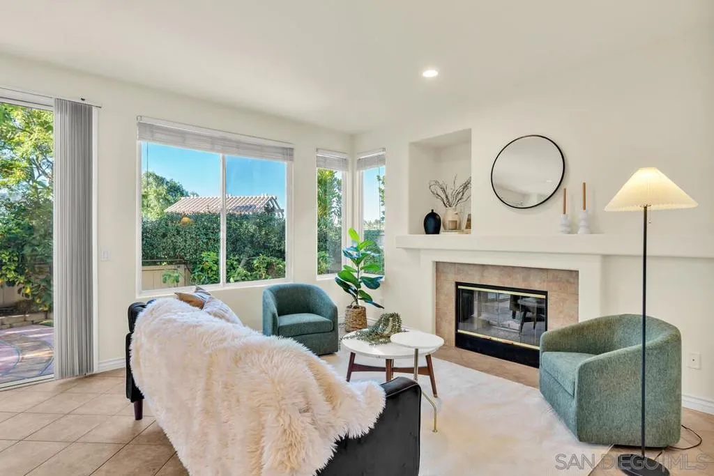 18910 Caminito Cantilena 10, San Diego, California 92128 home-pic-5