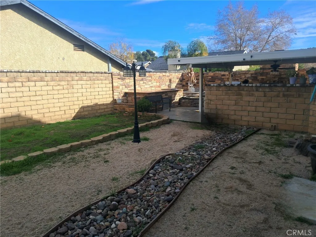 1609 Silvia, Lancaster, California 93535 home-pic-25