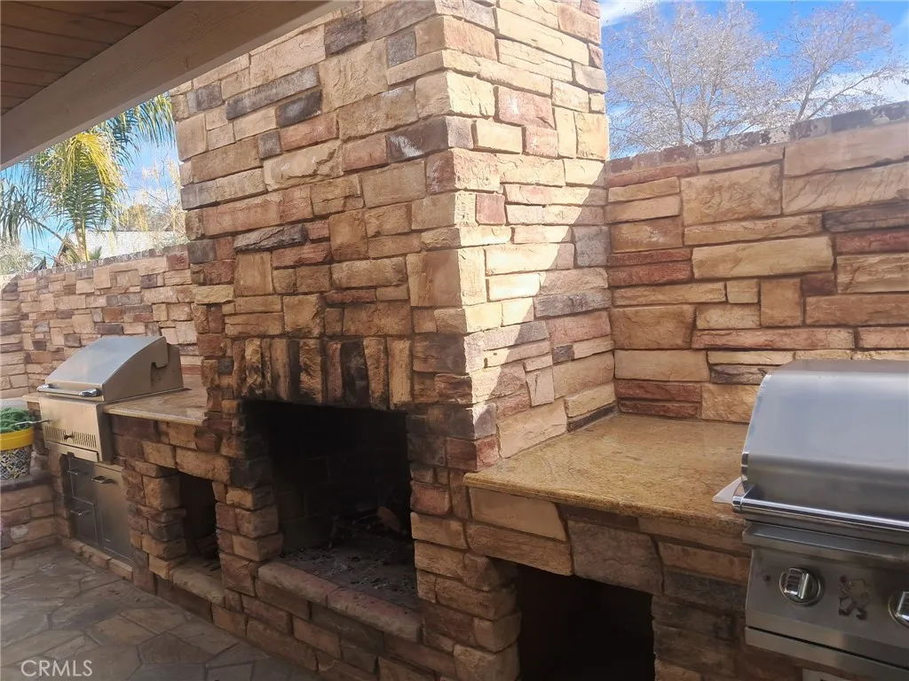 1609 Silvia, Lancaster, California 93535 home-pic-22