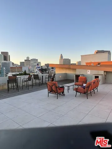 ROOFTOP DECK