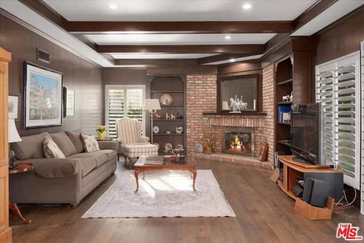 Great room next to kitchen