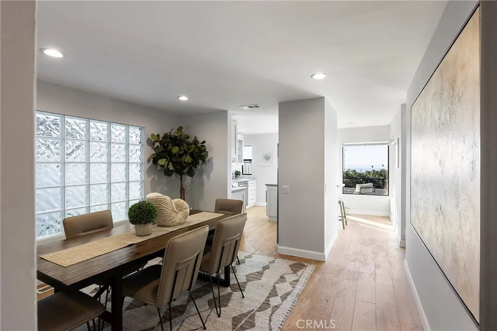 1077 Tia Juana, Laguna Beach, California 92651 home-pic-13