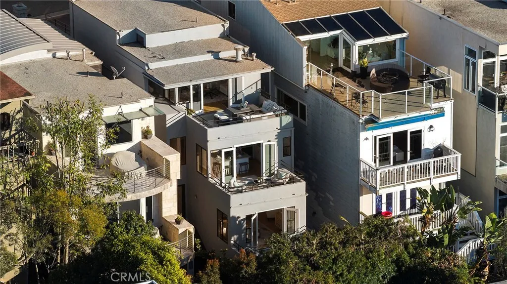 1077 Tia Juana, Laguna Beach, California 92651 home-pic-3