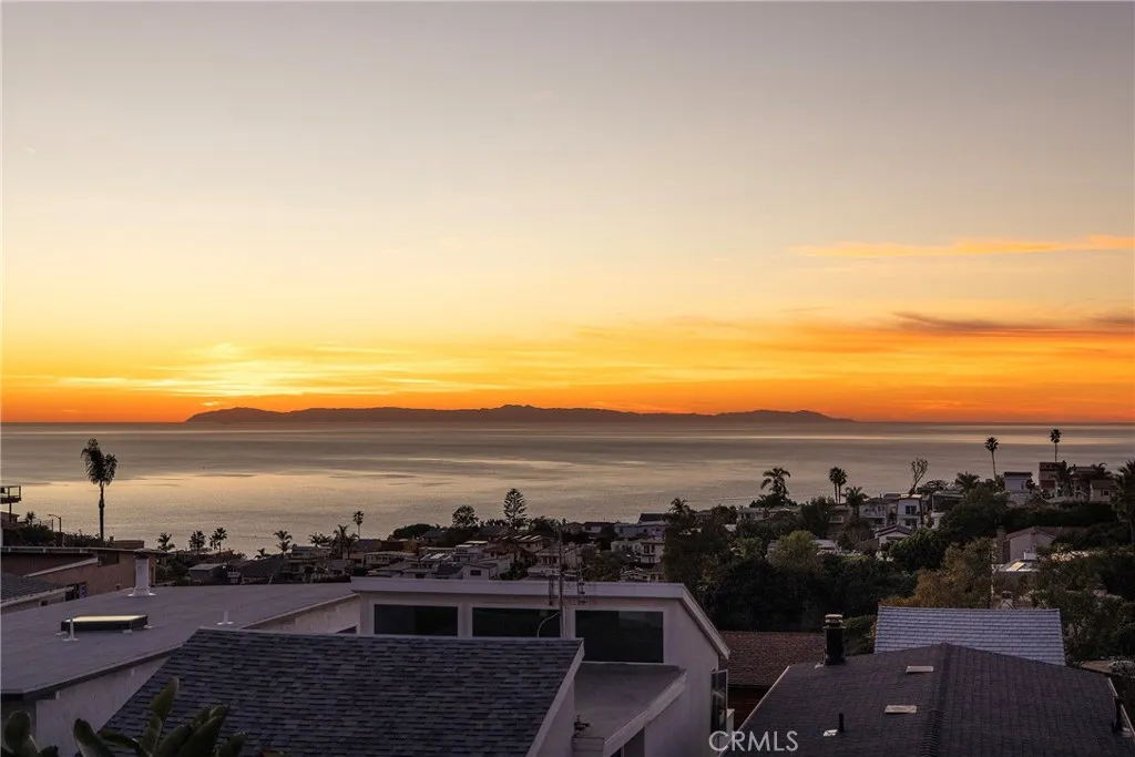 1077 Tia Juana, Laguna Beach, California 92651 home-pic-20