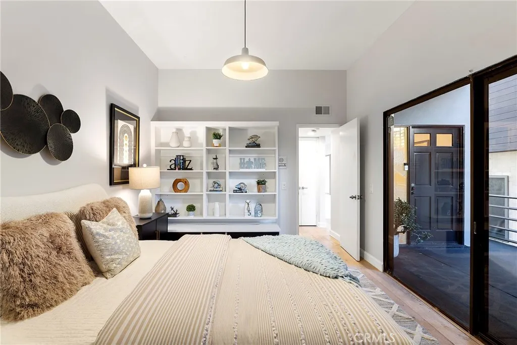1077 Tia Juana, Laguna Beach, California 92651 home-pic-28