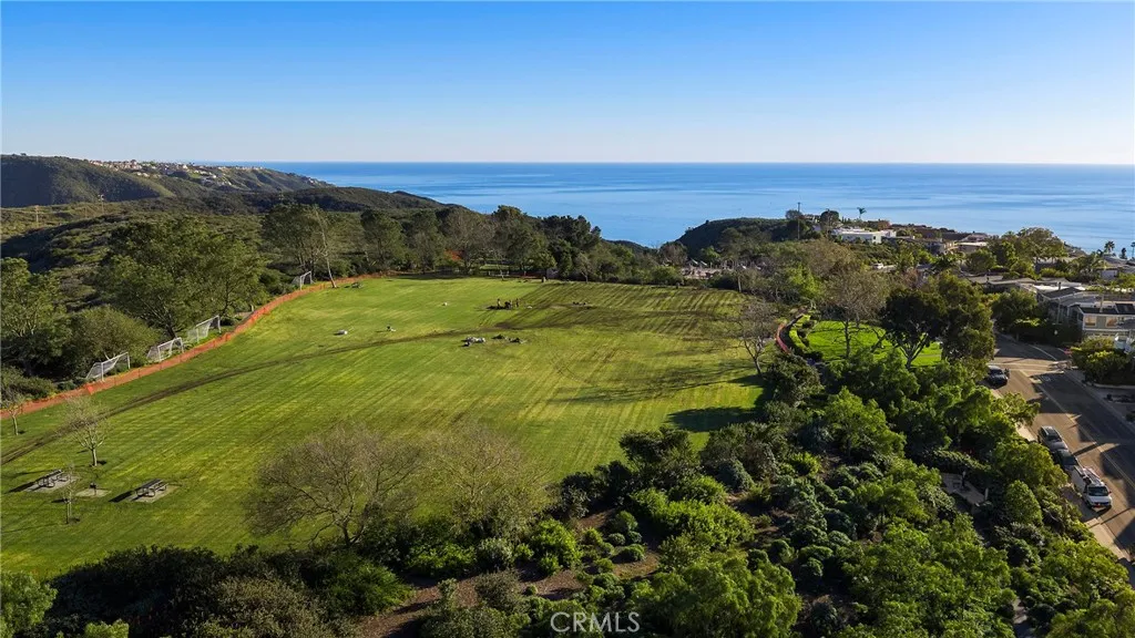 1077 Tia Juana, Laguna Beach, California 92651 home-pic-45