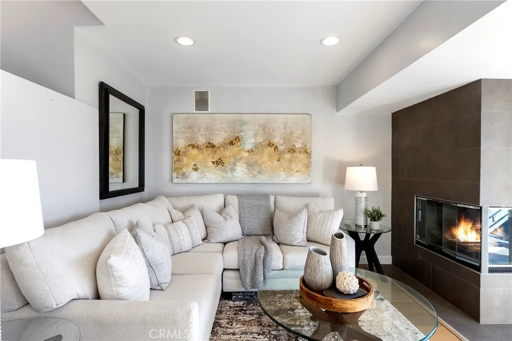 1077 Tia Juana, Laguna Beach, California 92651 home-pic-6
