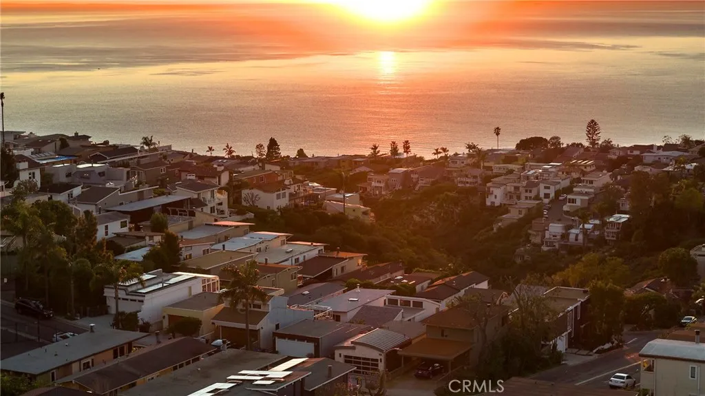 1077 Tia Juana, Laguna Beach, California 92651 home-pic-41