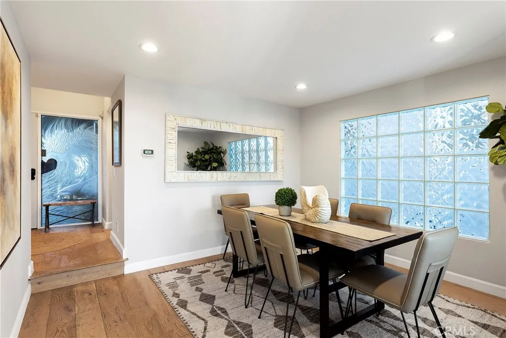 1077 Tia Juana, Laguna Beach, California 92651 home-pic-12