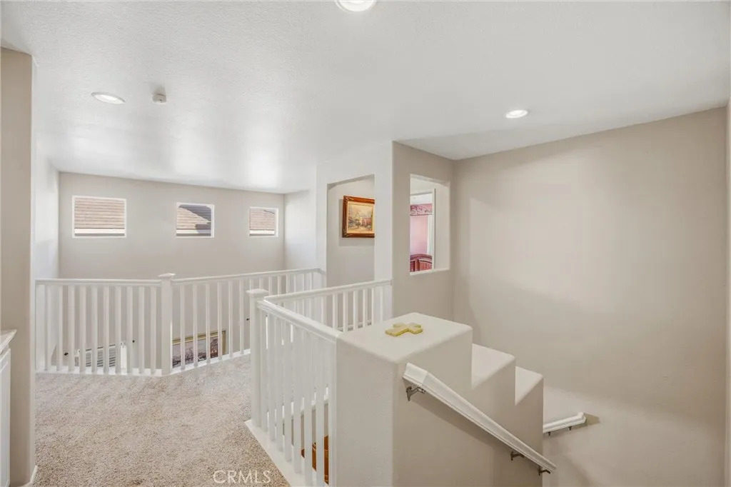 8470 Lindenhurst, Riverside, California 92508 home-pic-31