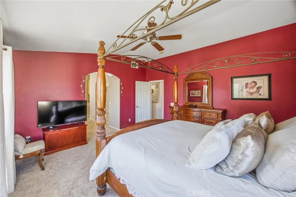 8470 Lindenhurst, Riverside, California 92508 home-pic-28