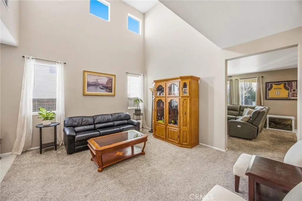 8470 Lindenhurst, Riverside, California 92508 home-pic-22