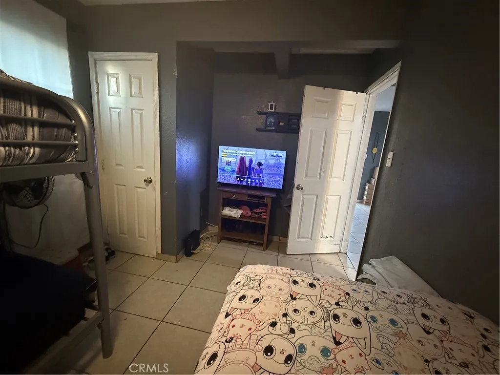 26079 9th, Highland, California 92346 home-pic-7