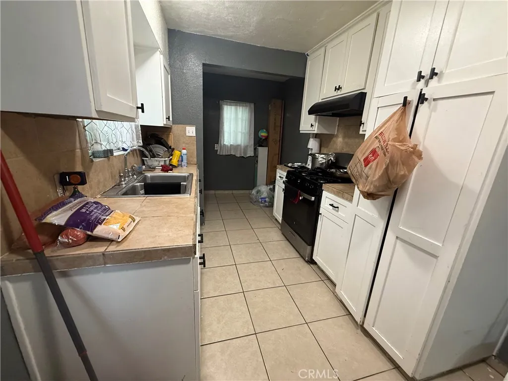 26079 9th, Highland, California 92346 home-pic-9