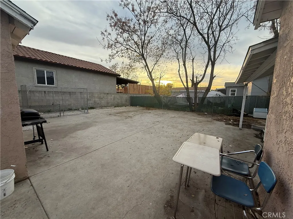 26079 9th, Highland, California 92346 home-pic-15