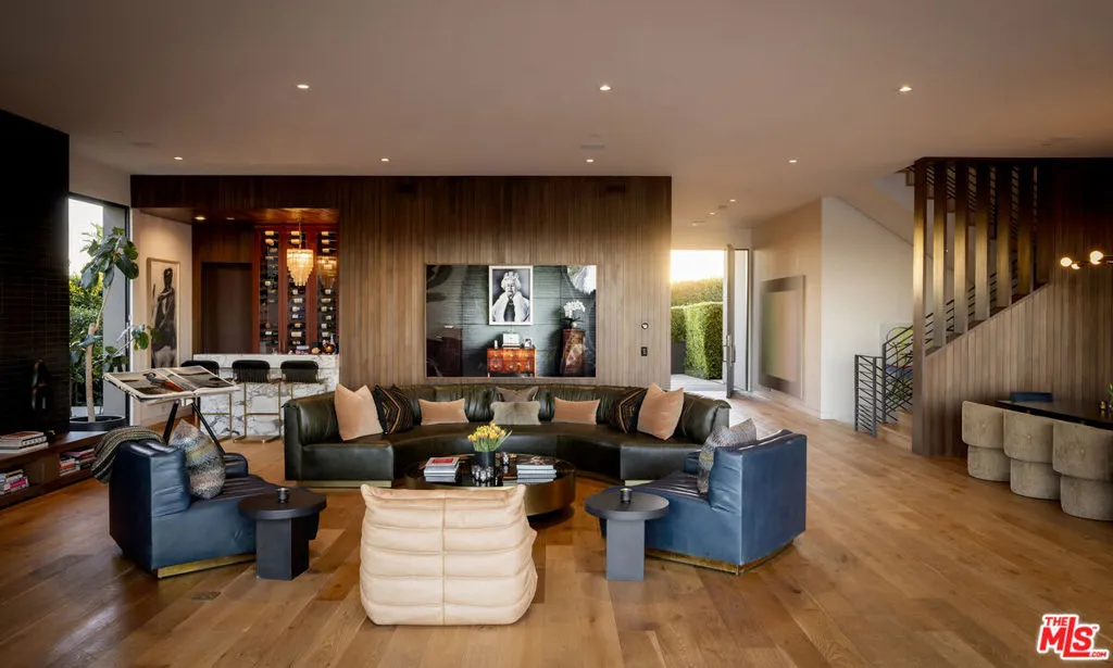 1030 Somera Road, Los Angeles, California 90077 home-pic-15