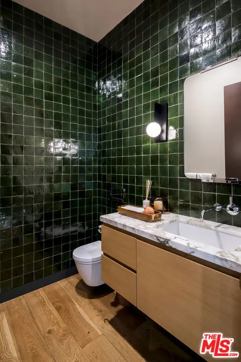 1030 Somera Road, Los Angeles, California 90077 home-pic-27