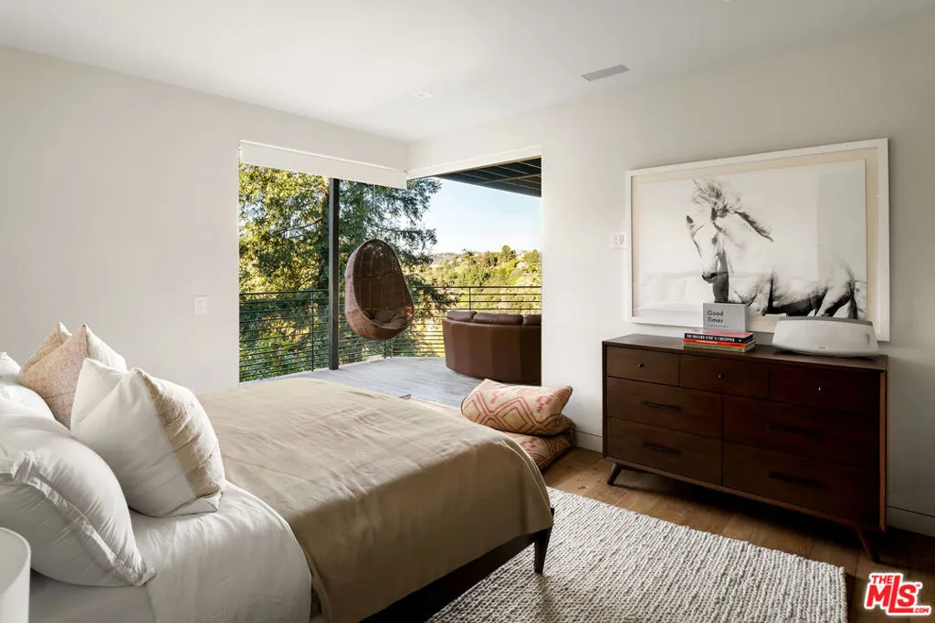 1030 Somera Road, Los Angeles, California 90077 home-pic-40
