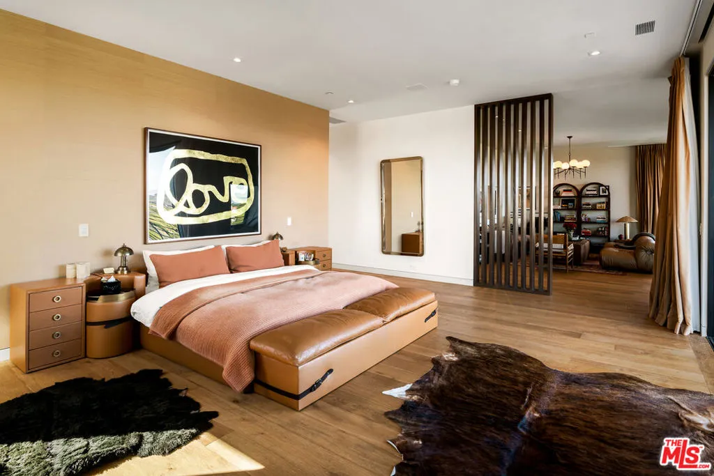 1030 Somera Road, Los Angeles, California 90077 home-pic-31