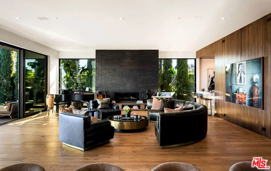 1030 Somera Road, Los Angeles, California 90077 home-pic-13