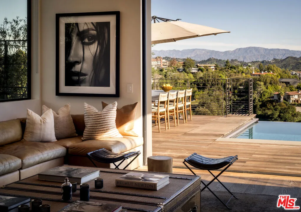 1030 Somera Road, Los Angeles, California 90077 home-pic-22