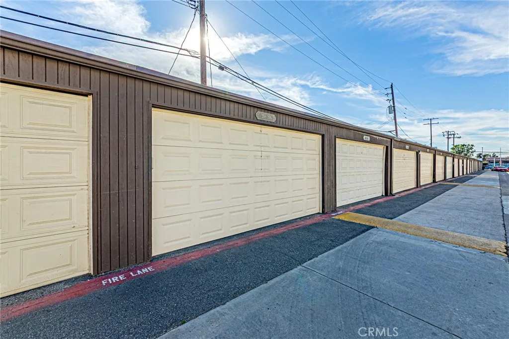 15510 Williams F, Tustin, California 92780 home-pic-28