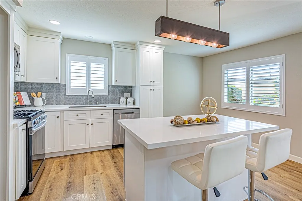 15510 Williams F, Tustin, California 92780 home-pic-5