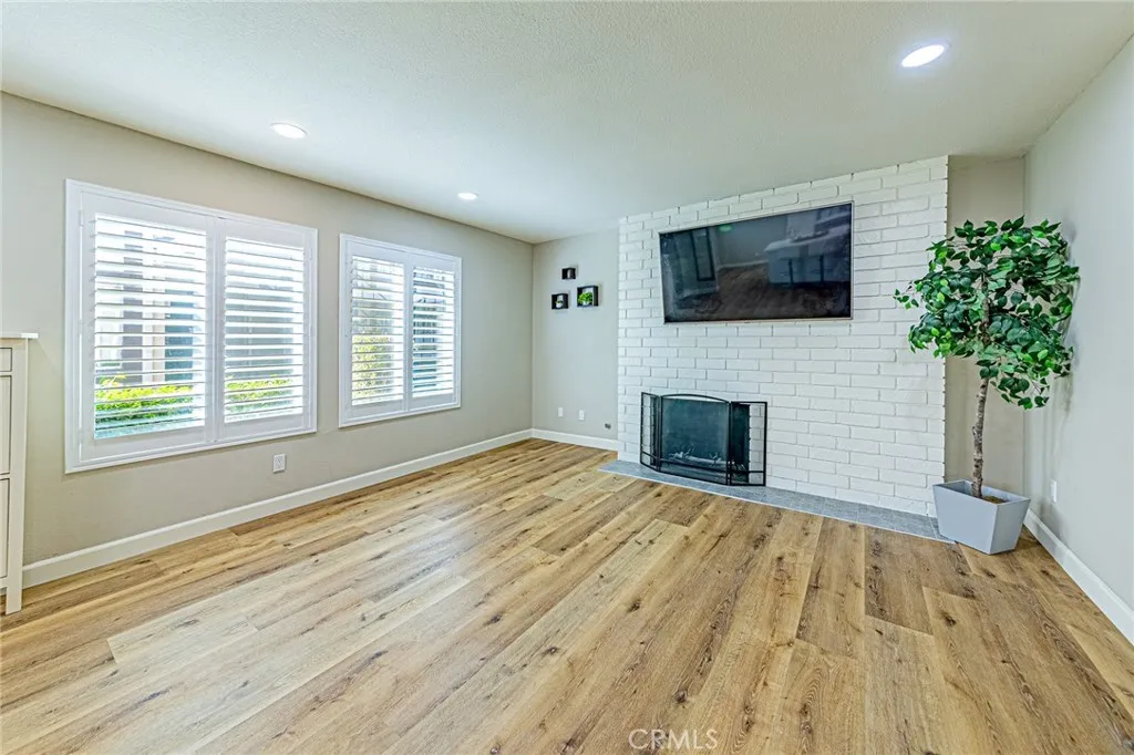 15510 Williams F, Tustin, California 92780 home-pic-10