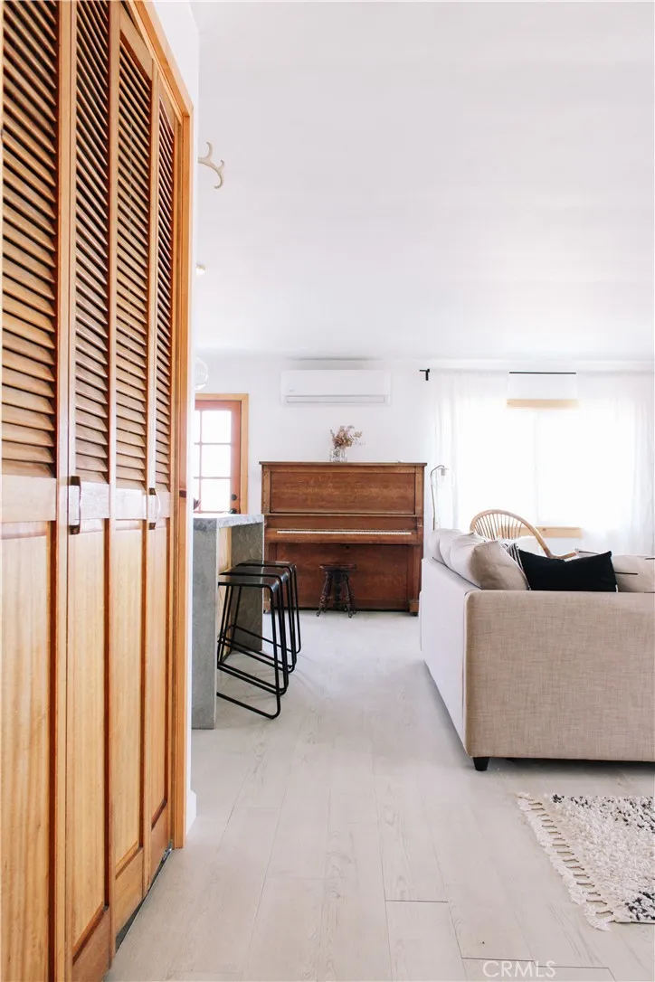 6884 Park Boulevard, Joshua Tree, California 92252 home-pic-7