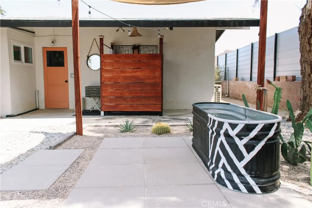 6884 Park Boulevard, Joshua Tree, California 92252 home-pic-38