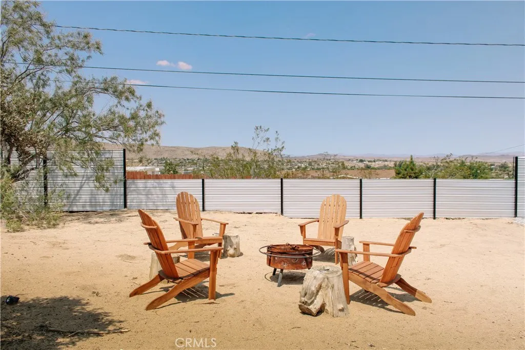 6884 Park Boulevard, Joshua Tree, California 92252 home-pic-42