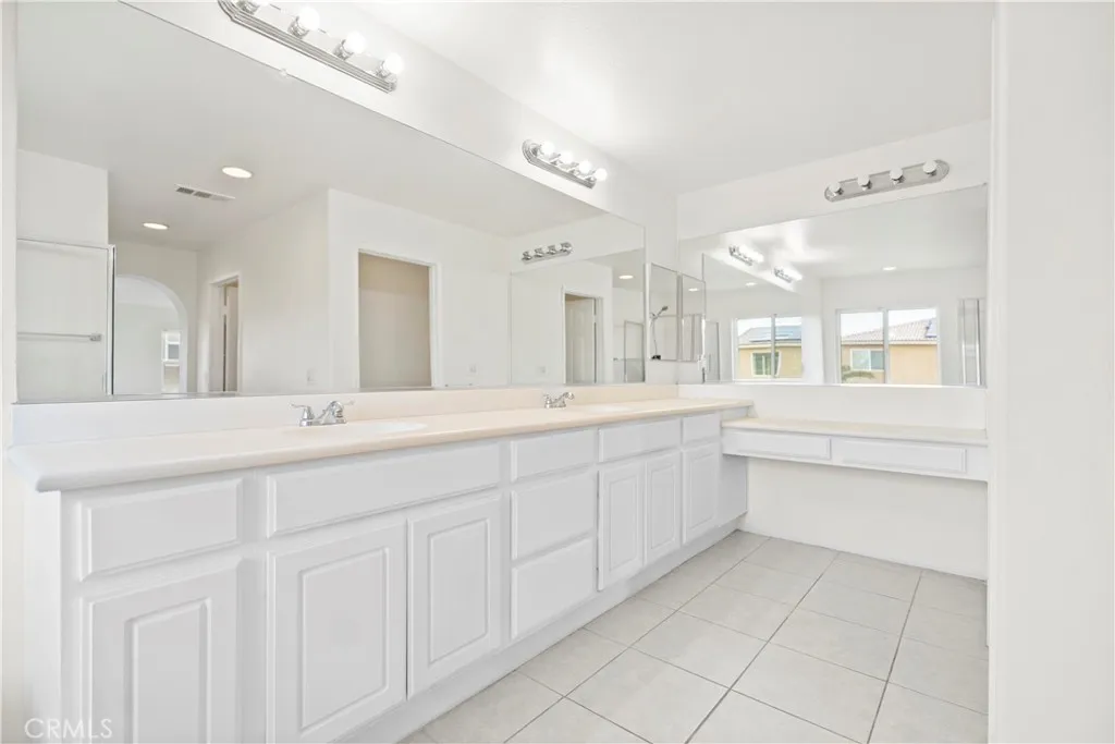 15246 Diamond Road, Victorville, California 92394 home-pic-37