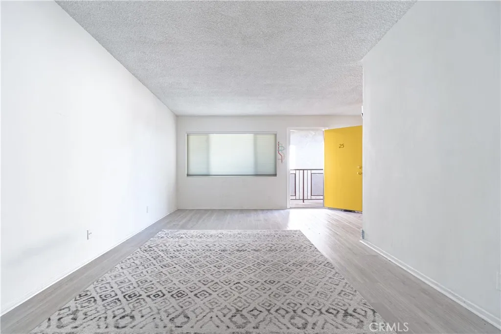 7000 S La Cienega, Inglewood, California 90302 home-pic-9